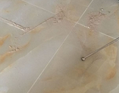 闽侯瓷砖空鼓维修公司分享粘合剂选择不当在瓷砖铺贴过程中可能导致以下问题